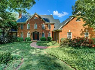 24 Elm Ridge Ln, Greensboro, NC 27408