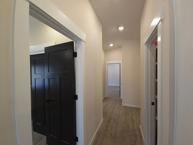 3835 Pinecreek Rd — Photo 8