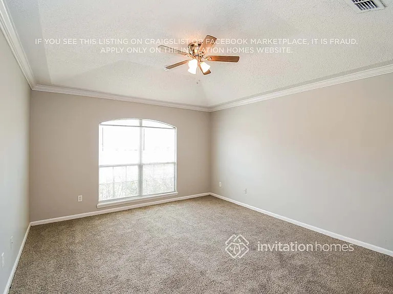 9294 Thunderbolt Dr — Photo 8
