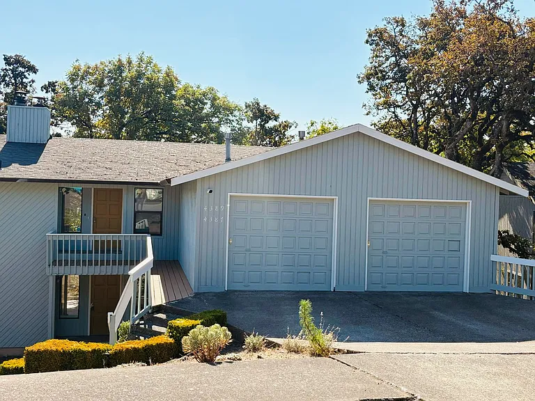 4387 Imperial Dr — Photo 31
