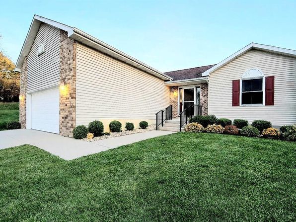 53572 Real Estate - 53572 Homes For Sale | Zillow