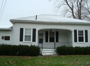 7597 Center St, Mentor, OH 44060