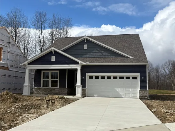 4910 Callaway Dr, Columbia Station, OH 44028