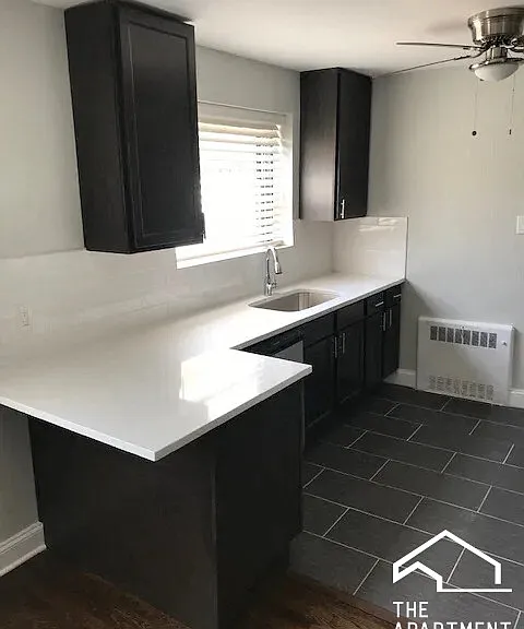 7361 N Sheridan Rd #G — Photo 3