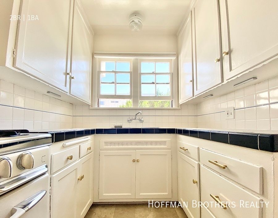 1st image of 1824 Colby Ave #4A