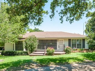 5705 Hopper Rd, Burleson, TX 76028
