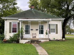 1314 W E St, Belleville, IL 62220