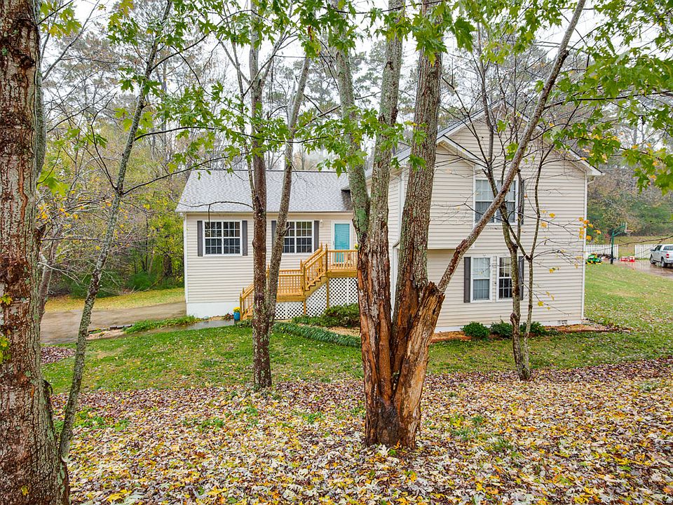1st image of 122 Logan Cole Dr