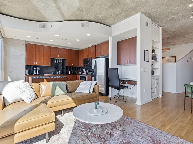 415 Church St #1306 — Photo 11