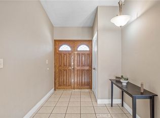 10145 Genesta Ave, Northridge, CA 91325