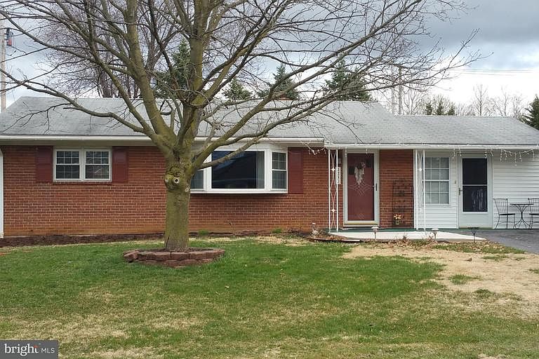 1st image of 2230 Beverly Dr