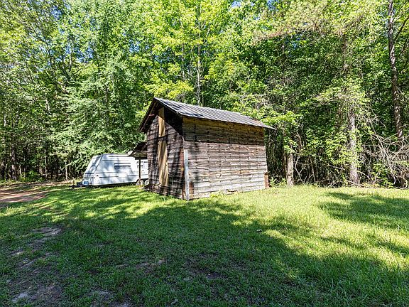 5th image of 231 Lower Lovelace Rd