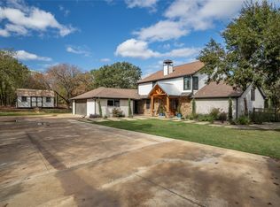 950 Naylor Rd, Crossroads, TX 76227