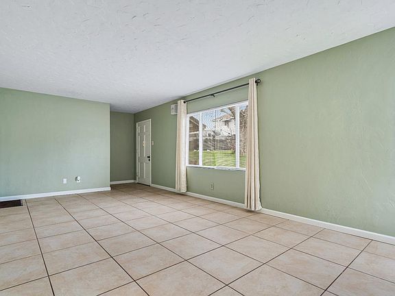 4th image of 113 Laguna Street