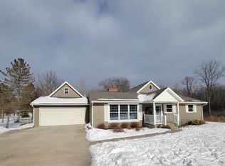 5992 Stroebel Rd, Saginaw, MI 48609