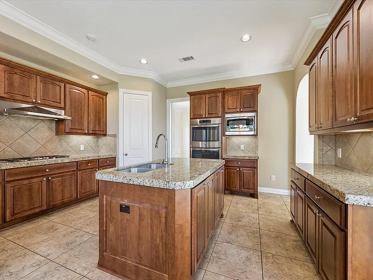 14450 Kingston Cove Ln — Photo 17
