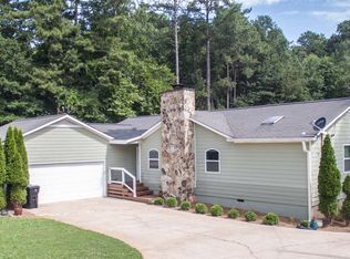 6593 Old Garrett Rd, Buford, GA 30518