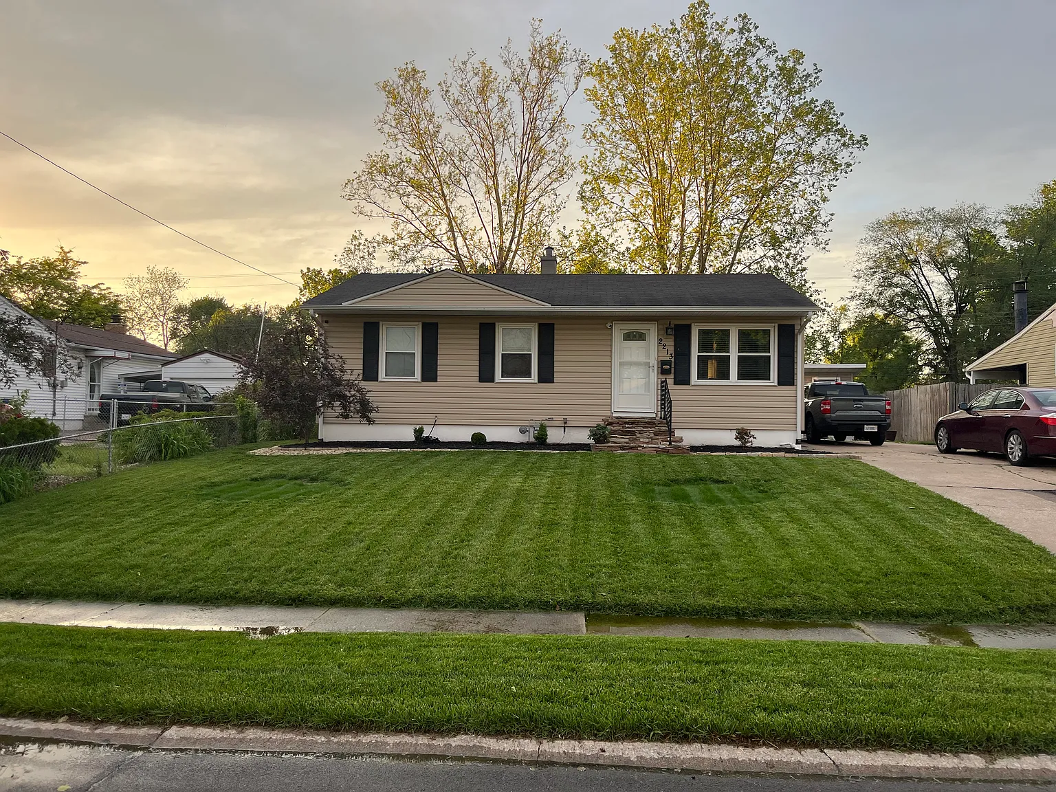 2213 Cardinal Ave photo 1