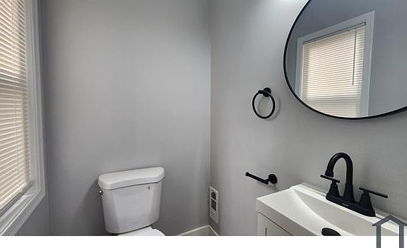 5th image of 4223 Old Frederick Rd