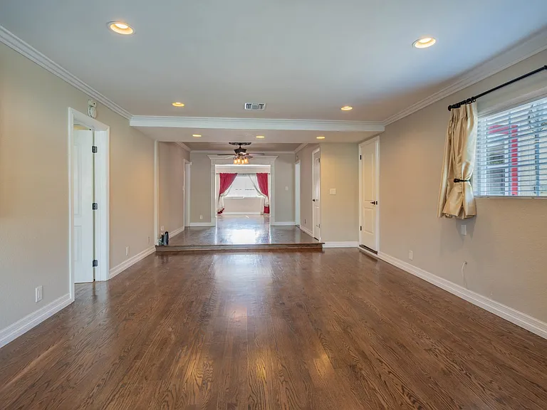 8538 Remick Ave — Photo 8