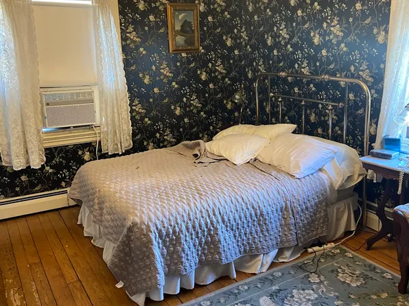 144 Benefit Street - Milwaukee Room, 144 Benefit St, Providence, RI 02903