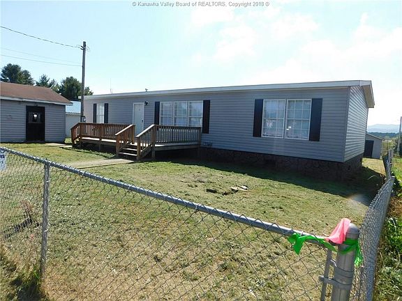 2nd image of 219 Jackson Ave