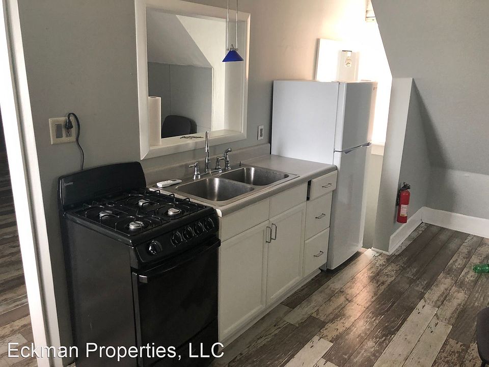 240 East Third 240 E 3rd St Lexington KY Zillow