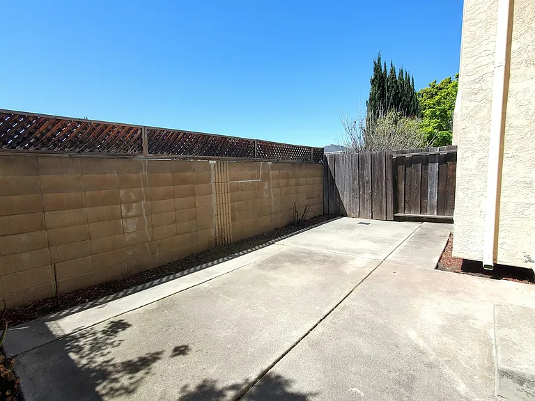 37763 Cedar Blvd — Photo 34