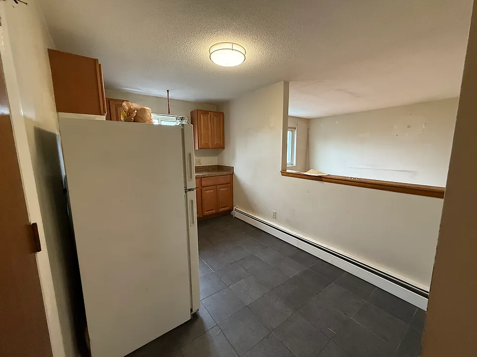 12-14 Border St #C1