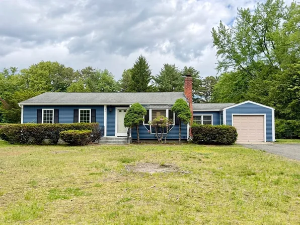 142 Yarmouth St, Longmeadow, MA 01106