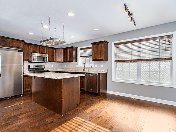 4th image of 6122 Stone Mill Dr