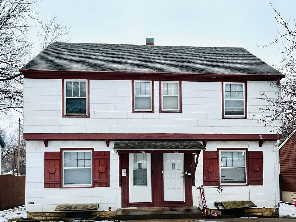 1st image of 228 W Chestnut St