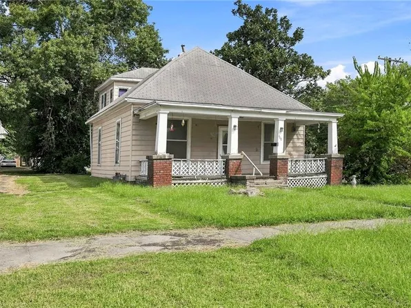 400 Chestnut St, Osawatomie, KS 66064