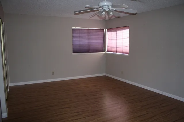 7224 Periwinkle Dr — Photo 9