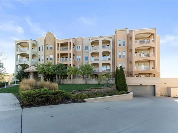 3800 N Mulberry Dr Unit 105, Kansas City, MO 64116