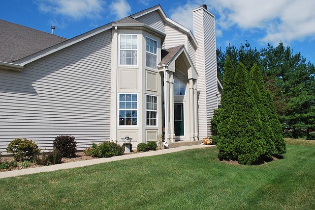 1st image of 2031 Tamahawk Ln #2031