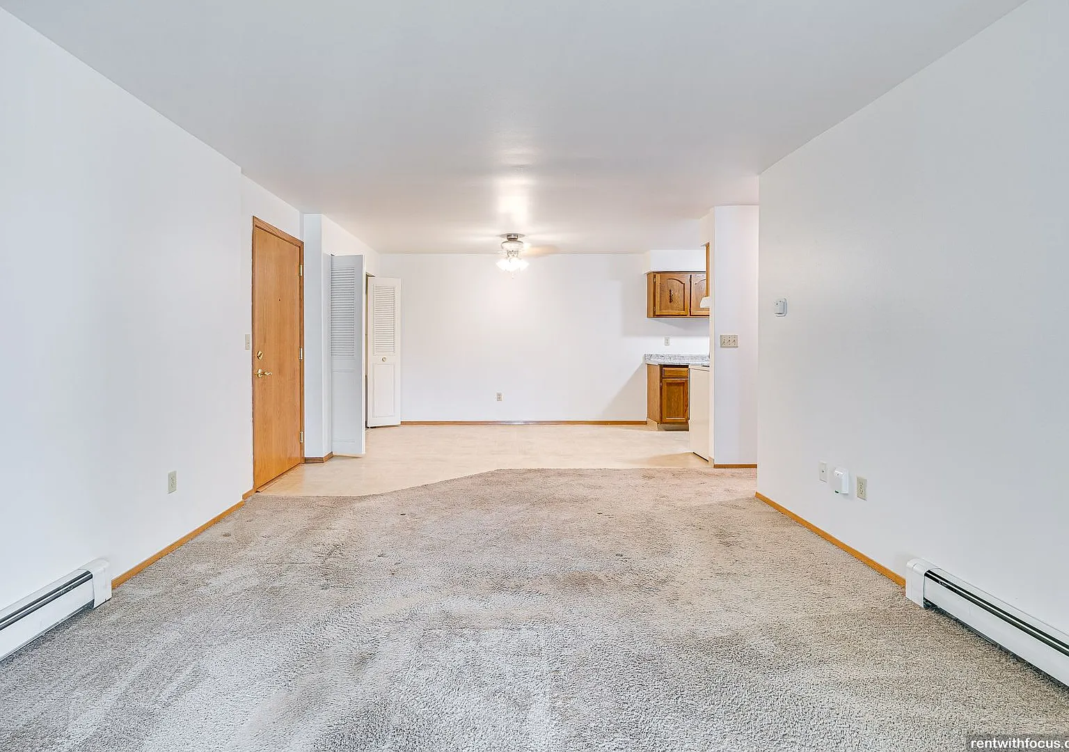Maple Crest Apartments (Calumet Grove) — Photo 3