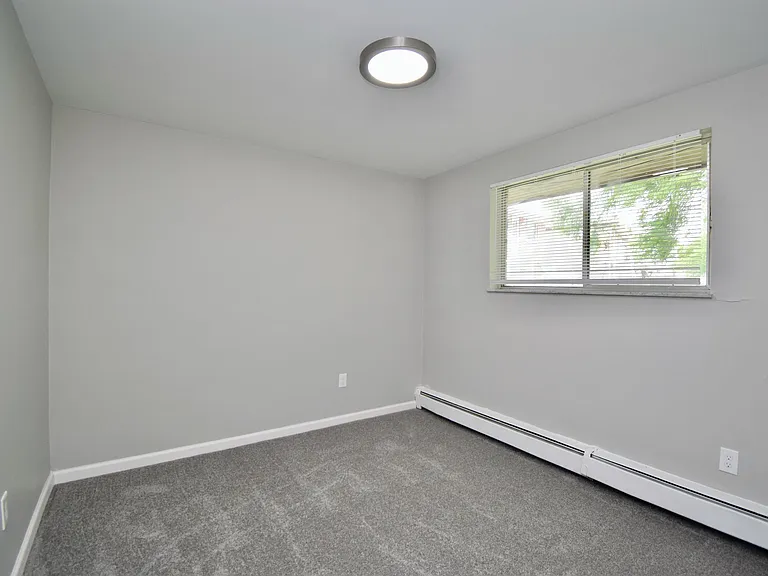 7264 Boleyn Dr #4 — Photo 10