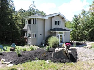 9395 Darien Rd, West Falls, NY 14170