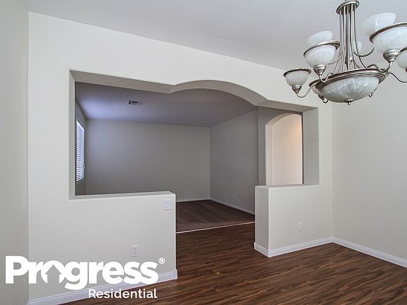 3rd image of 1153 Sparkling Crystal Ave