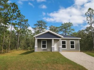 18082 Parakeet Rd, Weeki Wachee, FL 34614
