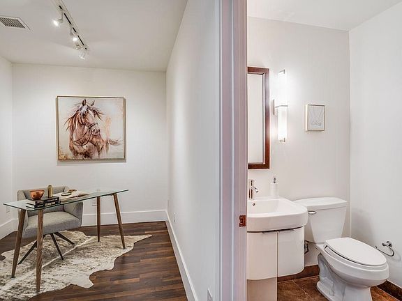 3rd image of 818 Van Ness Ave APT 804