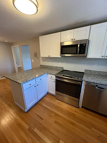 61 Crescent St #3 Photo 1