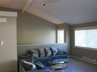 15821 NE Leary Way APT C215, Redmond, WA 98052