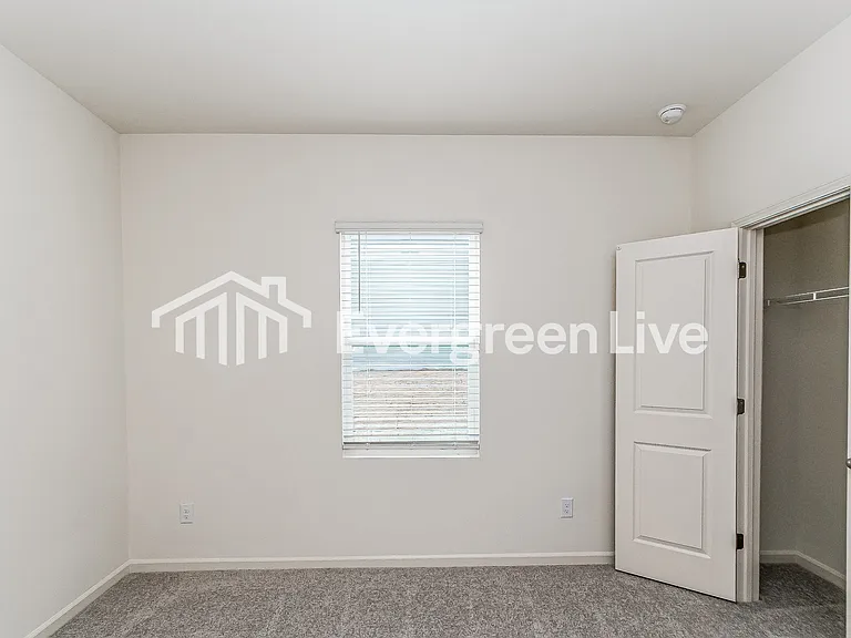 725 Shepard Rock Dr — Photo 11