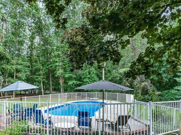 50 S Longview Road, Howell, NJ 07731