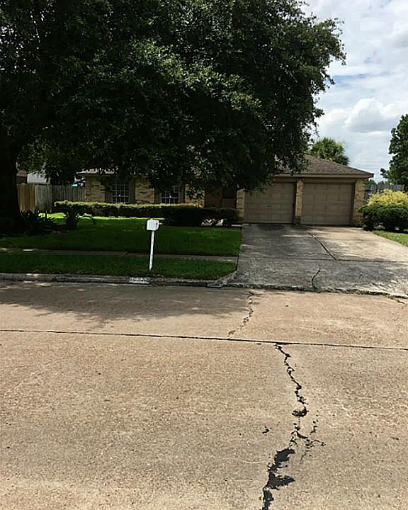 1st image of 10102 Golden Meadow Dr