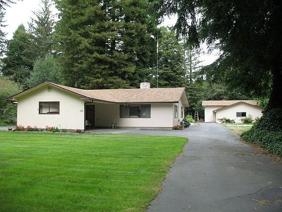3rd image of 120 Tanbark Ln