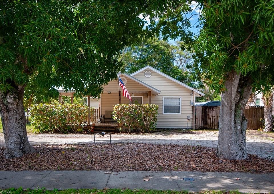 1st image of 27748 Pullen AVE