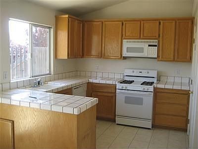 2nd image of 1295 Cobblestone Dr